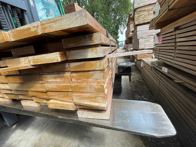 Guyana ipé hardhouten planken geschaafd 25x120mm, lengte 121/65cm 21/125cm (142x) - afbeelding 2 van  3