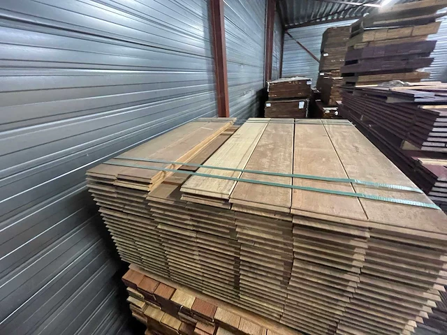 Guyana ipé kopse veer en groef (buitenparket) 950x145x21mm (152x) - afbeelding 1 van  2