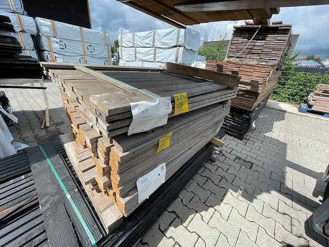 Guyana ipé latten geschaafd 1250x70x21mm (46x) - afbeelding 2 van  3