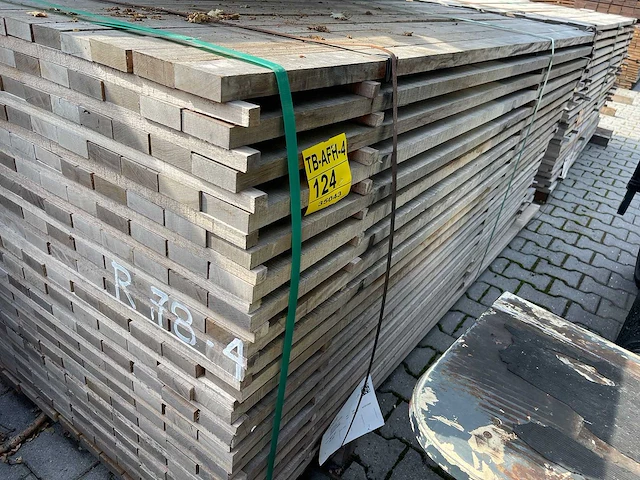 Guyana ipé planken fijnbezaagd 2150-2450x80x27mm (240x) - afbeelding 2 van  3