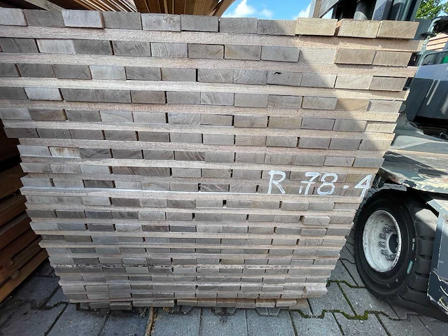 Guyana ipé planken fijnbezaagd 2150-2450x80x27mm (240x) - afbeelding 3 van  3