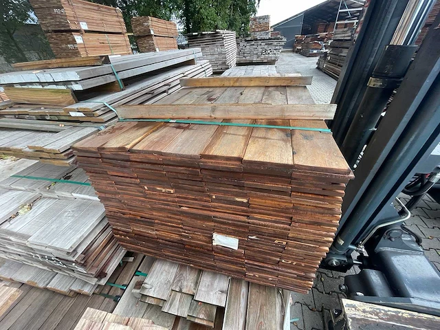 Guyana ipé planken geschaafd 1500x140x16mm (182x) - afbeelding 1 van  3