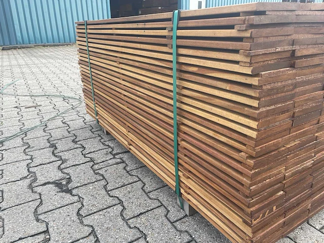 Guyana ipé planken geschaafd 1500x140x16mm (182x) - afbeelding 2 van  4