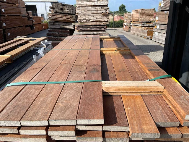 Guyana ipé planken geschaafd 1850x95x21mm (24x) - afbeelding 1 van  3