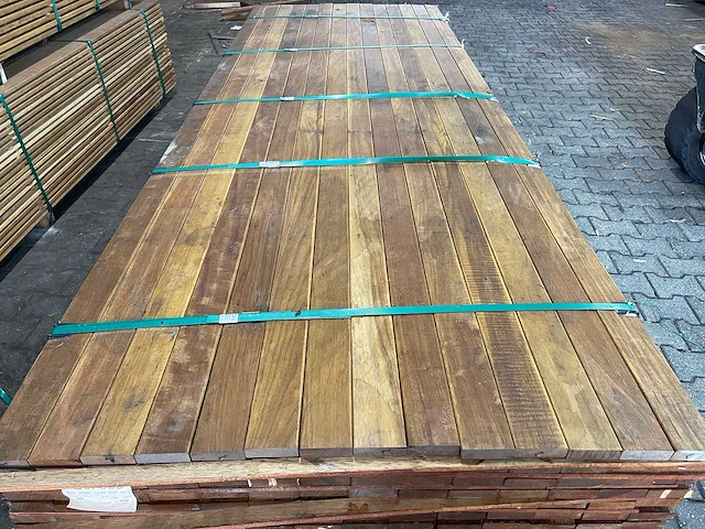 Guyana ipé planken geschaafd 2450x70x21mm (168x) - afbeelding 1 van  4