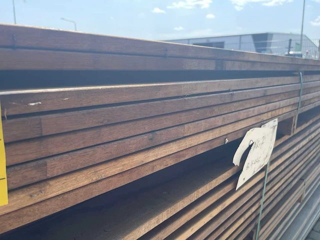 Guyana ipé planken geschaafd 3050x145x21mm (49x) - afbeelding 2 van  3