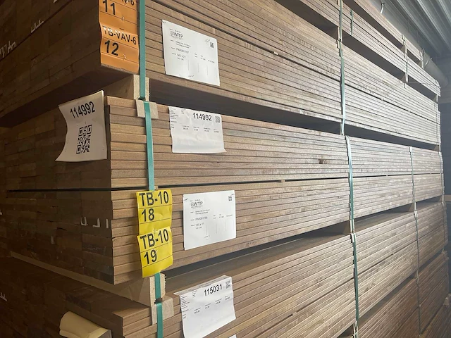 Guyana ipe planken geschaafd 3650x145x21mm (70x) - afbeelding 4 van  4