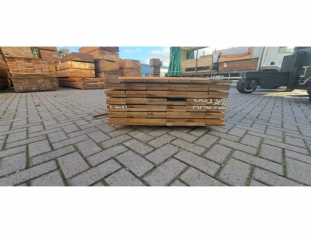 Guyana ipé prime hardhouten planken 21x145mm, lengte 395cm (154x) - afbeelding 3 van  3