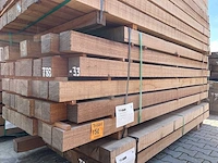 Guyana teak balken fijnbezaagd 2500-3000x100x100mm (54x) - afbeelding 4 van  4
