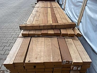 Guyana teak balken fijnbezaagd 3000-4500x100x50mm (99x) - afbeelding 1 van  3