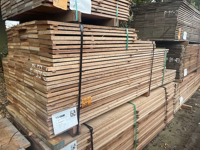 Guyana teak beschoeiingsplanken 1000-2500x200x20mm (130x) - afbeelding 4 van  4