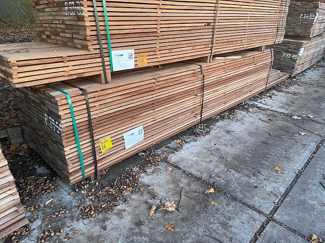 Guyana teak beschoeiingsplanken 3500-4500x100x20mm (207x) - afbeelding 4 van  4