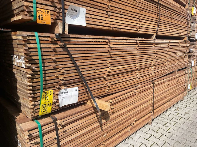 Guyana teak beschoeiingsplanken 4000x100x20mm (107x) - afbeelding 4 van  4