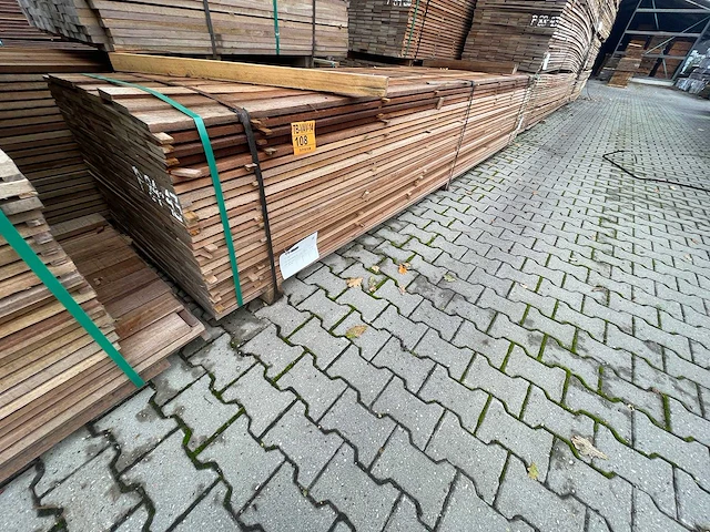 Guyana teak beschoeiingsplanken 4000x100x20mm (207x) - afbeelding 4 van  4