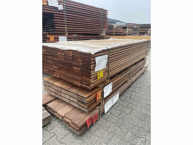 Guyana teak hardhouten planken geschaafd 21x120mm, lengte 245cm - afbeelding 3 van  3