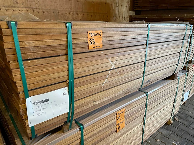 Guyana teak hardhouten planken geschaafd 21x145mm, lengte 185cm (147x) - afbeelding 1 van  2