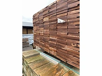 Guyana teak hardhouten planken geschaafd 21x145mm, lengte 95cm (147x) - afbeelding 3 van  3