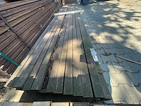 Guyana teak hardhouten regels geschaafd 45x70mm, lengte 185cm (37x) - afbeelding 1 van  3