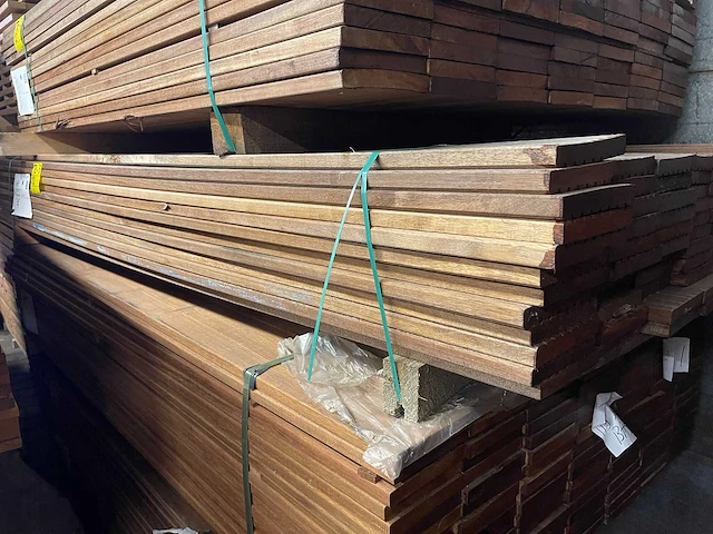 Guyana teak hardhouten vlonderplanken 21x145mm, lengte 245cm (79x) - afbeelding 4 van  4