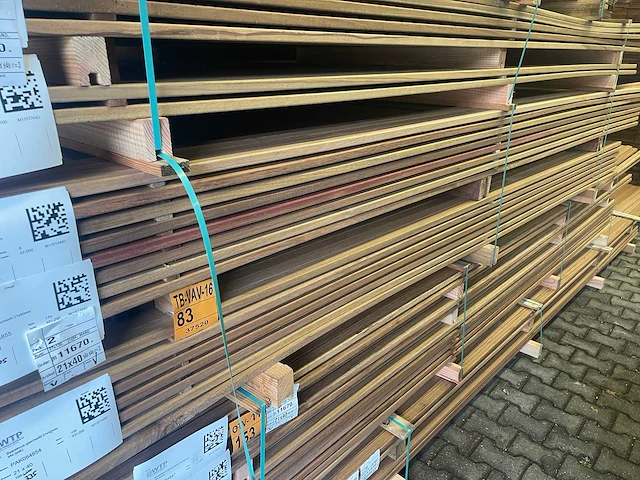 Guyana teak latten geschaafd 3350-4000x40x21mm (342x) - afbeelding 4 van  4