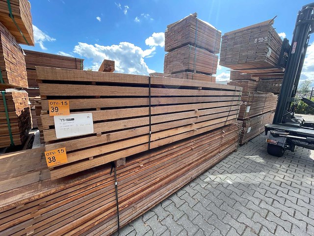 Guyana teak palen fijnbezaagd 2750x68x68mm (68x) - afbeelding 2 van  3