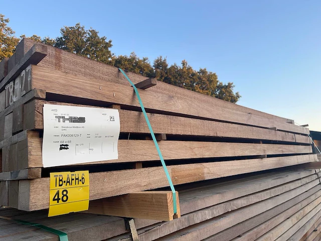 Guyana teak palen fijnbezaagd 2750x68x68mm (68x) - afbeelding 4 van  4