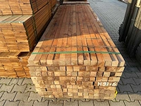 Guyana teak palen fijnbezaagd 3050x60x60mm (100x) - afbeelding 1 van  4