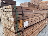 Guyana teak palen fijnbezaagd 3050x60x60mm (65x) - afbeelding 2 van  3