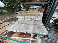 Guyana teak palen geschaafd 1000-1550x70x70mm (39x) - afbeelding 1 van  3