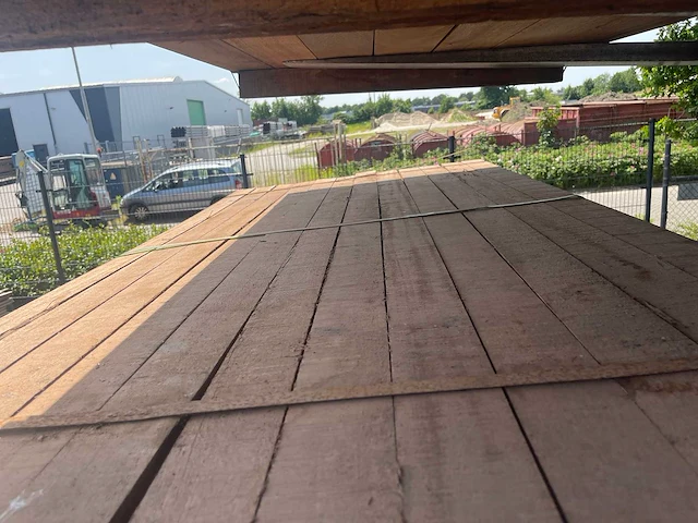 Guyana teak planken fijnbezaagd 2000x80x27mm (228x) - afbeelding 1 van  3