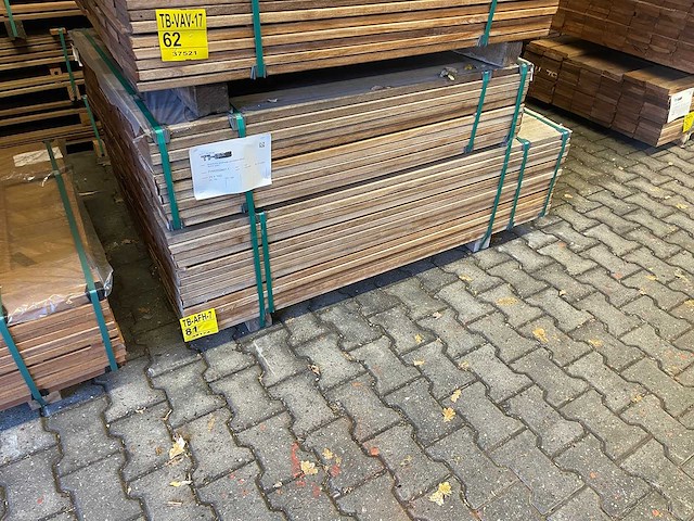 Guyana teak planken geschaafd 1250-1550x140x25mm (168x) - afbeelding 4 van  4