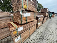 Guyana teak planken geschaafd 1250x140x25mm (161x) - afbeelding 4 van  4