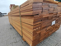 Guyana teak planken geschaafd 1250x145x21mm (189x) - afbeelding 2 van  4