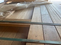 Guyana teak planken geschaafd 1250x90x25mm (217x) - afbeelding 1 van  3