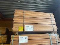 Guyana teak planken geschaafd 1250x90x25mm (253x) - afbeelding 4 van  4