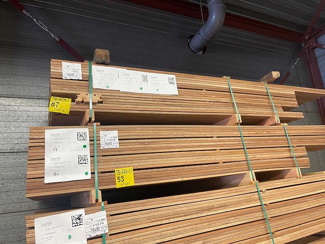 Guyana teak planken geschaafd 1500-2500x90x16mm (207x) - afbeelding 4 van  4