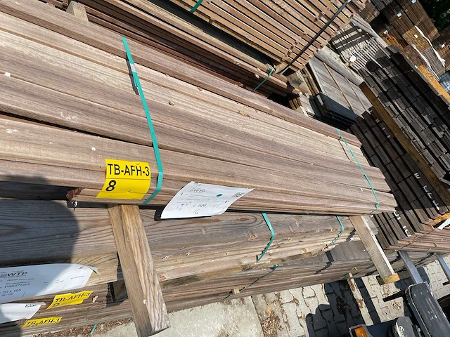 Guyana teak planken geschaafd 1550-1850x70x21mm (32x) - afbeelding 2 van  3