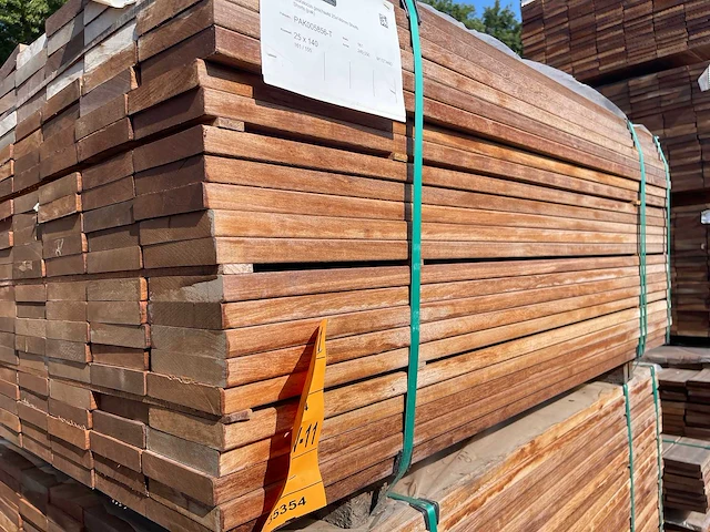 Guyana teak planken geschaafd 1550x140x25mm (80x) - afbeelding 4 van  4