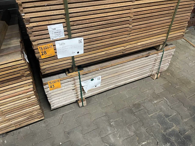 Guyana teak planken geschaafd 1550x70x27mm (134x) - afbeelding 4 van  4