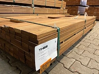 Guyana teak planken geschaafd 1850-2150x70x27mm (117x) - afbeelding 2 van  3