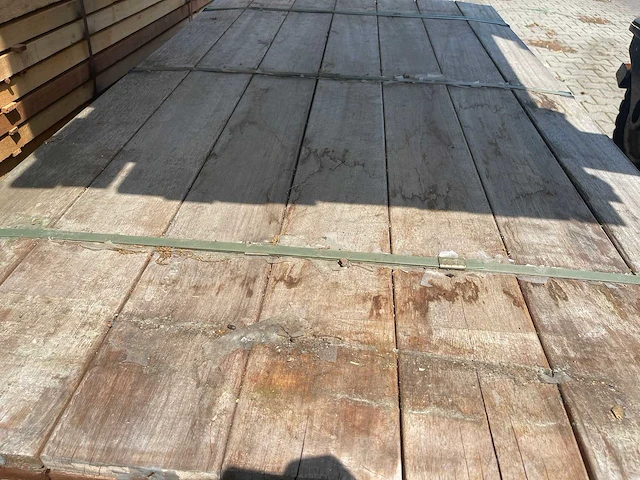 Guyana teak planken geschaafd 1850x145x21mm (189x) - afbeelding 1 van  3