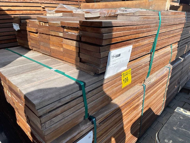 Guyana teak planken geschaafd 2150-2750x140x25mm (122x) - afbeelding 2 van  3