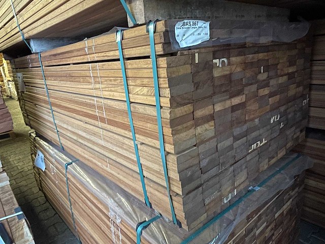 Guyana teak planken geschaafd 2150x90x25mm (127x) - afbeelding 4 van  4