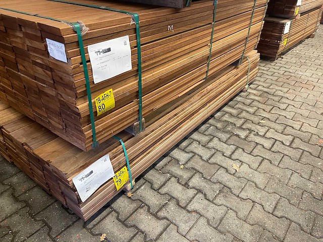 Guyana teak planken geschaafd 2450x140x25mm (81x) - afbeelding 4 van  4