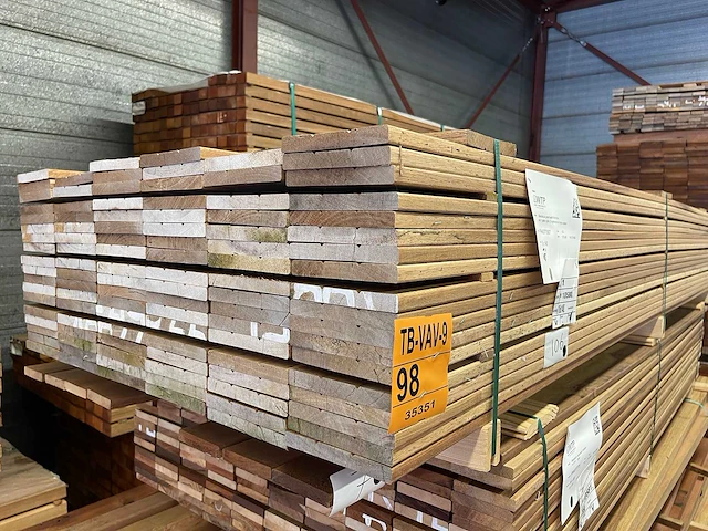 Guyana teak planken geschaafd 2500x140x16mm (106x) - afbeelding 4 van  4