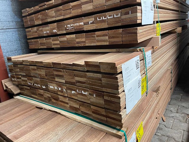 Guyana teak planken geschaafd 3000-3500x90x16mm (207x) - afbeelding 4 van  4