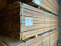 Guyana teak planken geschaafd 3050x90x25mm (253x) - afbeelding 4 van  4