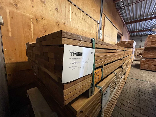 Guyana teak planken geschaafd 3650-3950x70x27mm (149x) - afbeelding 4 van  4