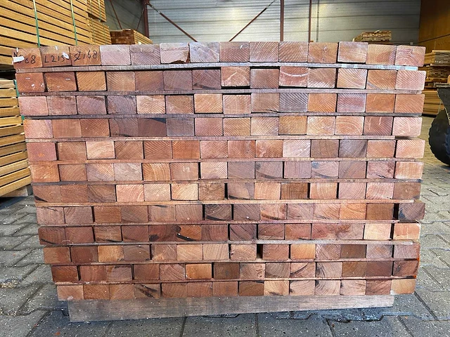 Guyana teak regels geschaafd 1850x68x42mm (110x) - afbeelding 3 van  4