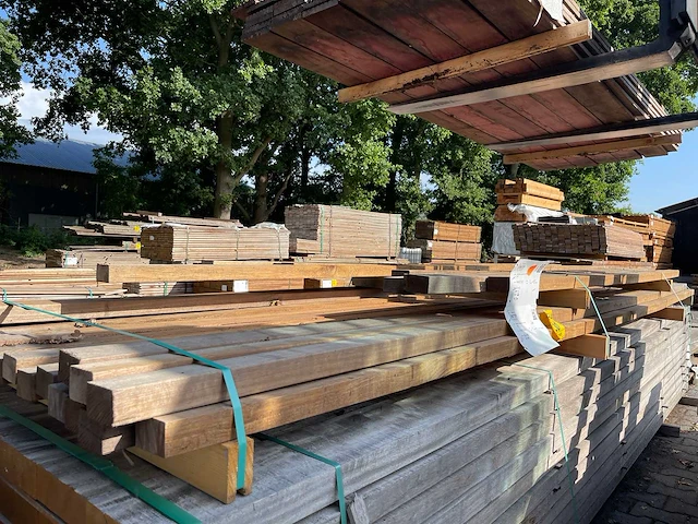 Guyana teak regels geschaafd 2750-4600x65x42mm (28x) - afbeelding 2 van  3